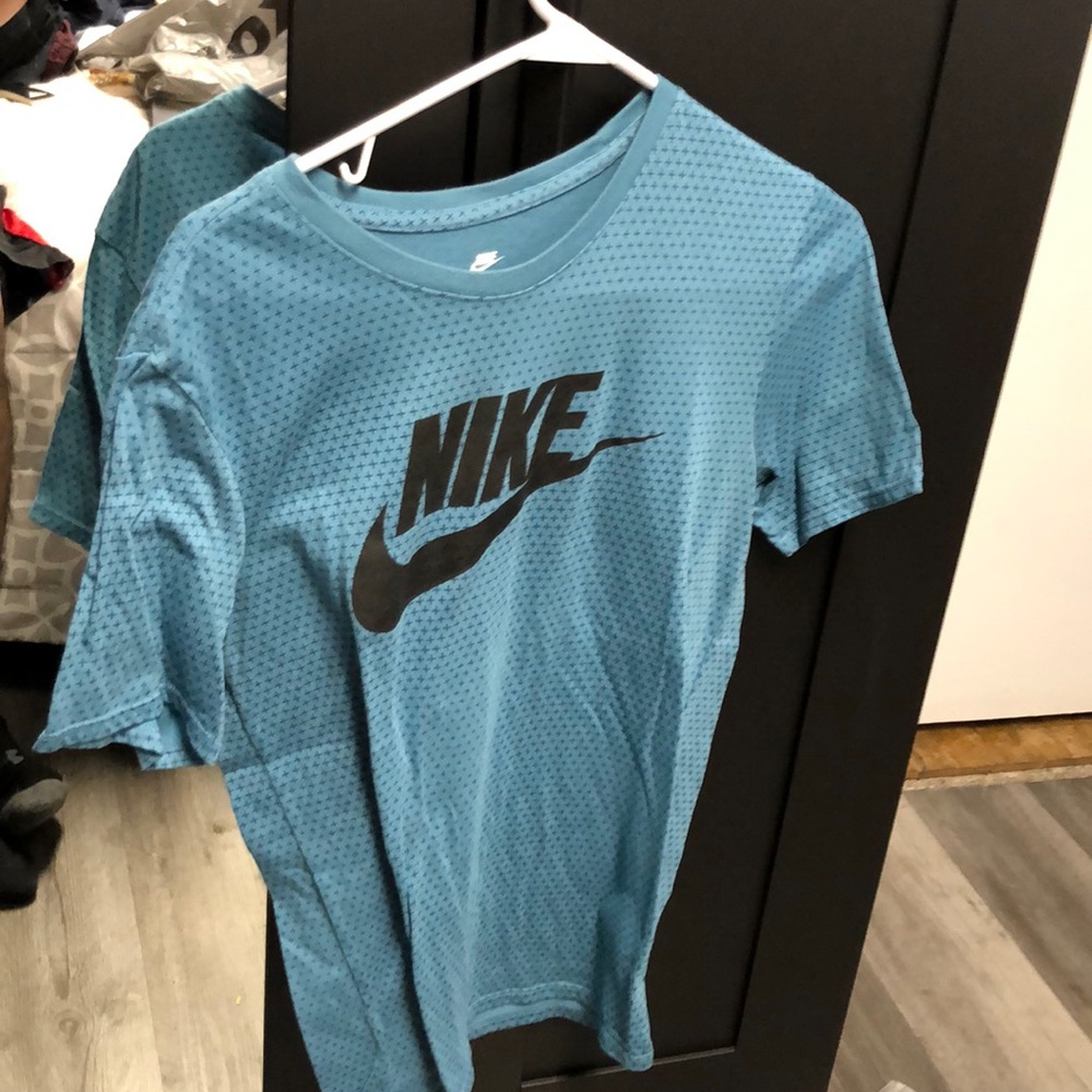 Nike athletic cut T-shirt